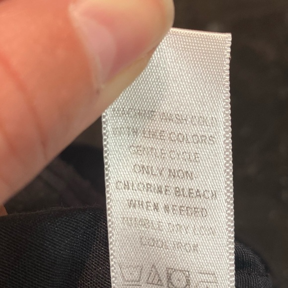 Anthropologie Black Bermuda Standard Shorts - 6 - Picture 8 of 8